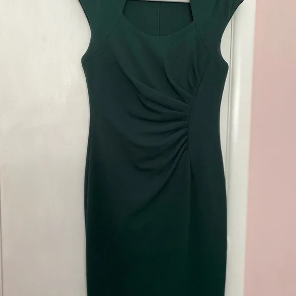 green emerald velvet dress Calvin Klein Women's Short Sleeve A-Line Midi Dress with Belt, Meadow at  Amazon Women's Clothing store